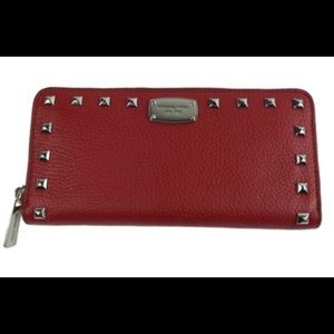 MICHAEL KORS JET SET STUDDED WALLET